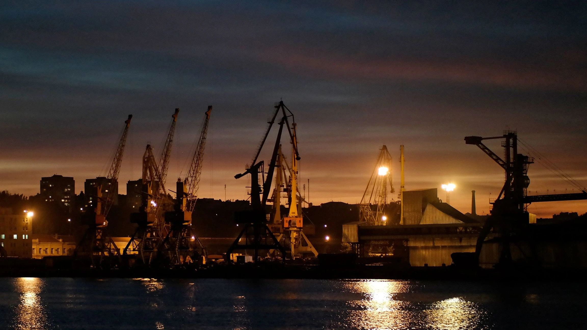 ship port dusk